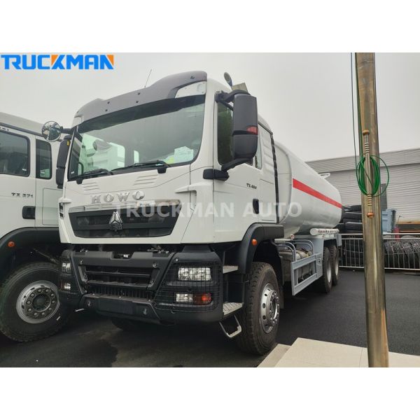 High Quality SINOTRUK HOWO TX 6X4 20 CBM Fuel Tanker Truck For Djibouti