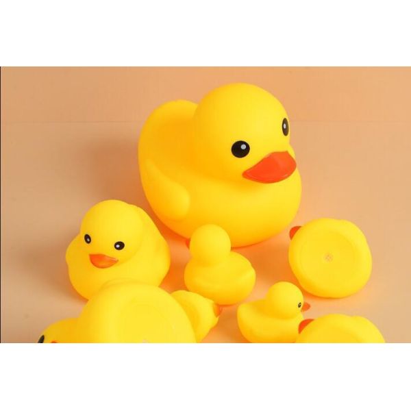 0.950g/Cm3 Phthalate Free Plasticizer DOCH Non Phthalate Plasticizers For Automotive Parts