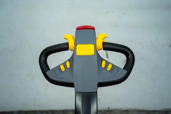 Pequenos caminhões elétricos de carga, empilhadeira de empilhadeira para armazém
