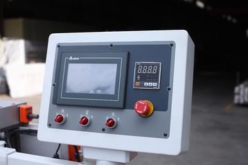 PVC Base Kitchen Wood Edge Banding Machine Without Pre Milling Corner Rounding 8.8KW