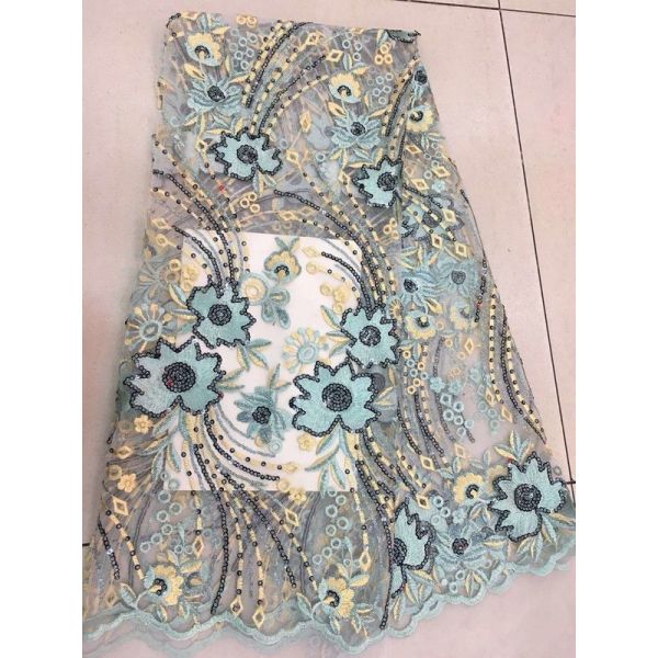 Embroidered Sequin Lace Fabric , Floral Tulle Fabric For Fashion Party Gown Dress