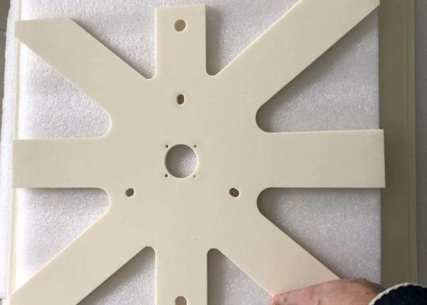 Aluminum Oxide Ceramic with Insulation Resistance 1012 Ω·cm Flexural Strength 400 MPa