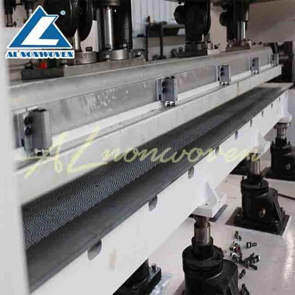 Low Noise Nonwoven Fabric Making Machine Scouring Pad Making Machine For Cleaning