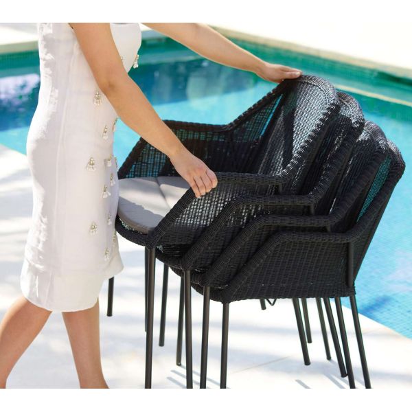 Outdoor Furniture Garden Modern Rattan Dining Chair with Foldable Design and Mail Packing