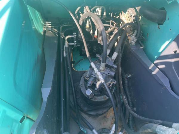 SK210 Second Hand Kobelco Excavators Digger 21T Tracked Equipment Machinery 118kw