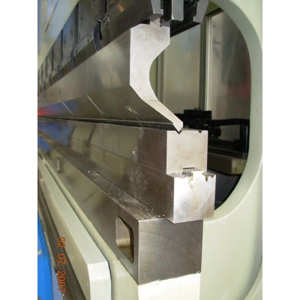 4 пути v умирают пресса тормоза CNC оборудуя и 60