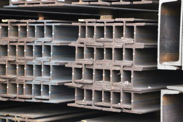 Q235 Q345 SS400 I Aço laminado a quente para fins estruturais