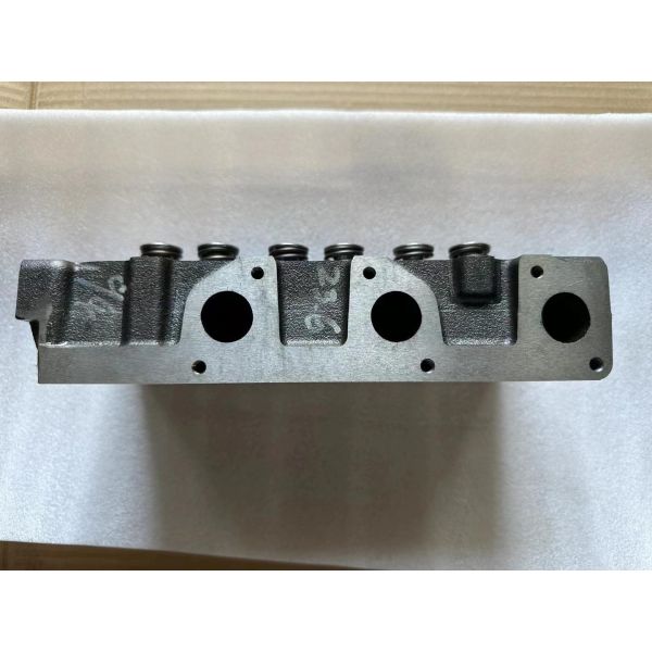 Kubota D722 D782 Автомобильные двигатели 1G958-03044 16689-03049 с водяными отверстиями