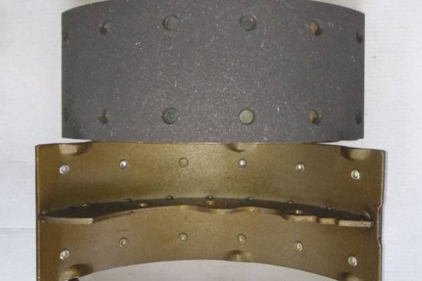 Maxilas do freio do estacionamento do Canter de K6722 Mitsubishi Fuso 8-94311-777-0