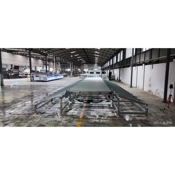 Полностью автоматическая машина для распыления клея для изоляции Интегрированная линия производства досок MGO панели огнеупорные двери