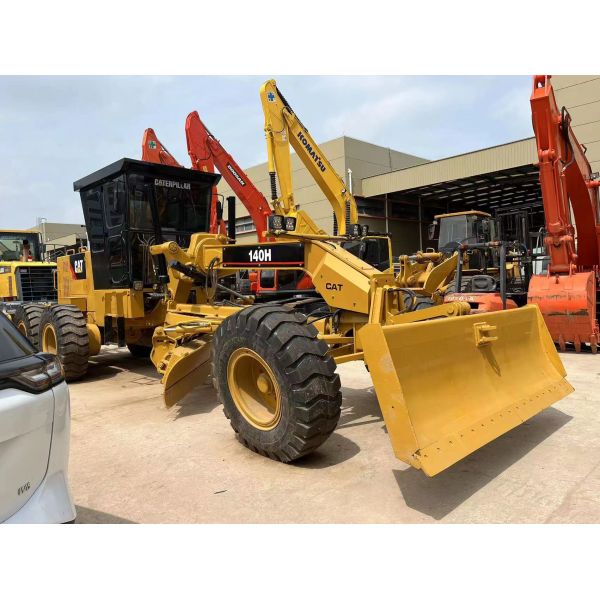 CAT 140H Grader with Low Working Hours and High Grade Ability Outdoor Engine Included