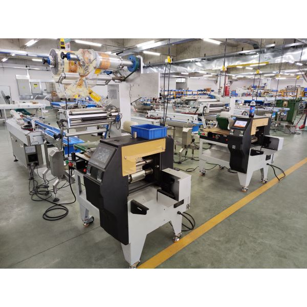 Машина для упаковки пекарни с тепловой уплотнителью 220В