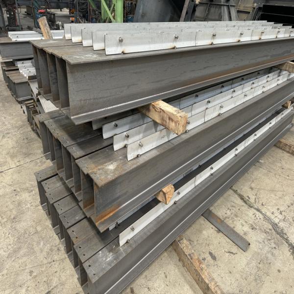 Collecteur de poussière Structure principale Shell Décharge de poussière Fabrication en acier sur mesure