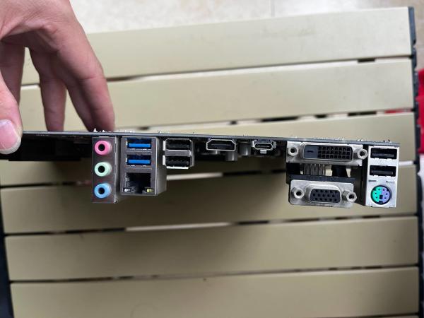 Customized Cheap Price 6th 7th Core i7 i5 i3 LGA1151 four DDR4 SSD M.2 B250 Chipset Desktop Gaming Motherboard for PC Computer