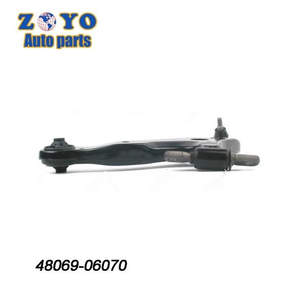 Posição dos braços inferiores do comando dianteiro-esquerdo para Toyota Camry/Lexus RX350 2006 K641291