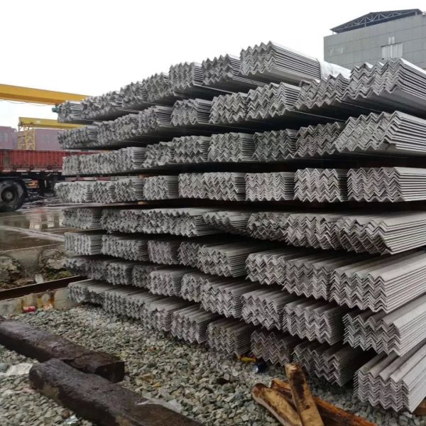 ASTM A276 Grade 304 316L Hot Rolled Bright Surface U Shaped Stainless Steel Channel