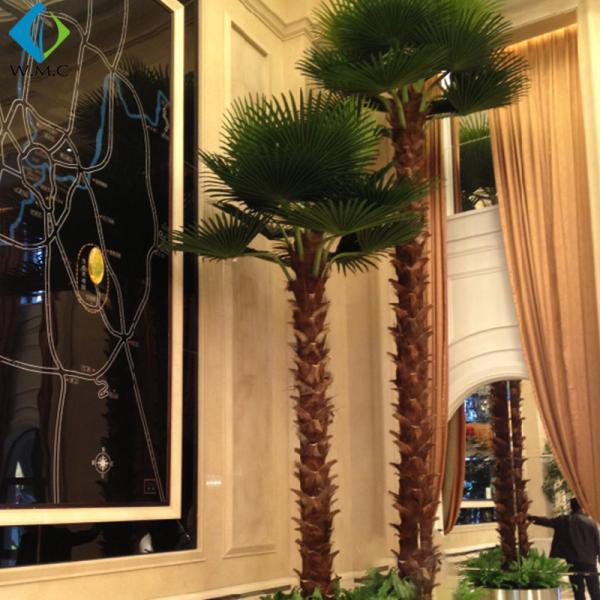 Green Plastic Palm Trees , Large Fake Outdoor Palm Trees For Amusement Park Decoration