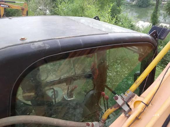 JCB JS220LC Second Hand Excavator Diesel Engine Euro II 129kw