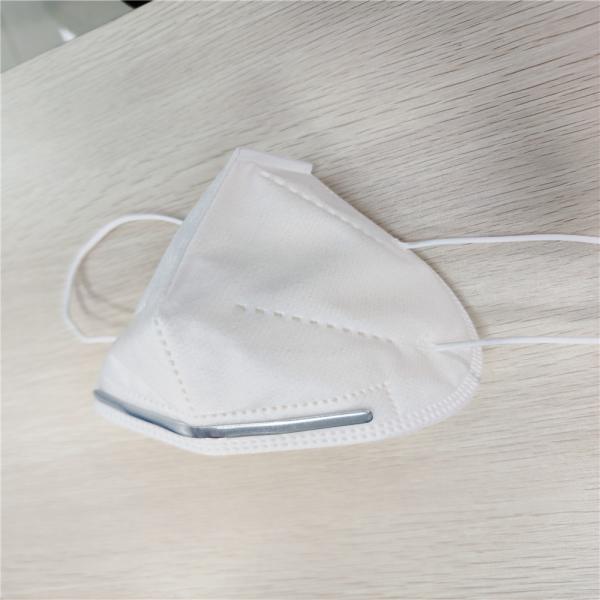 Folding 10*15cm KN95 Face Mask Non Woven Materials For Breathing Protection