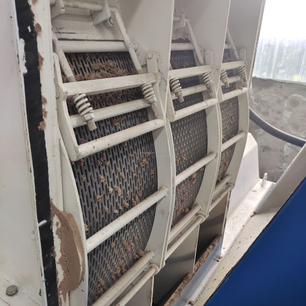 Waste Plastic Recycling Wood Chipper Shredder OCC Newspaper Cardboard Production Line