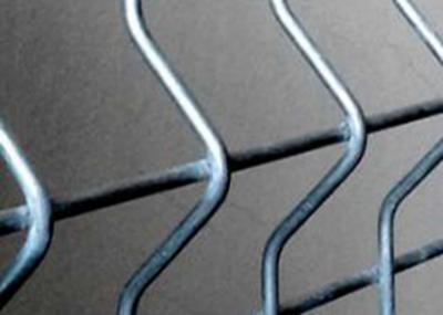 Fecho Euro Galvanizado 200mm X 50mm Furo de 4,2mm Fio 2,08m X 2,5m Tamanho