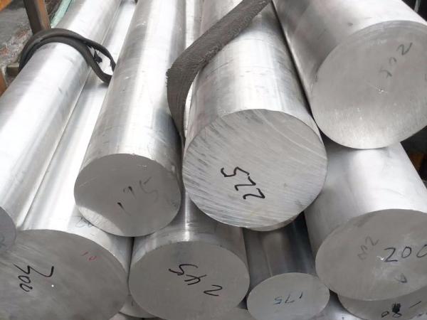 3003 3A21 Aluminum Extrusion Profiles Rust Prevention 10mm 20mm 30mm Aluminum Round Bar