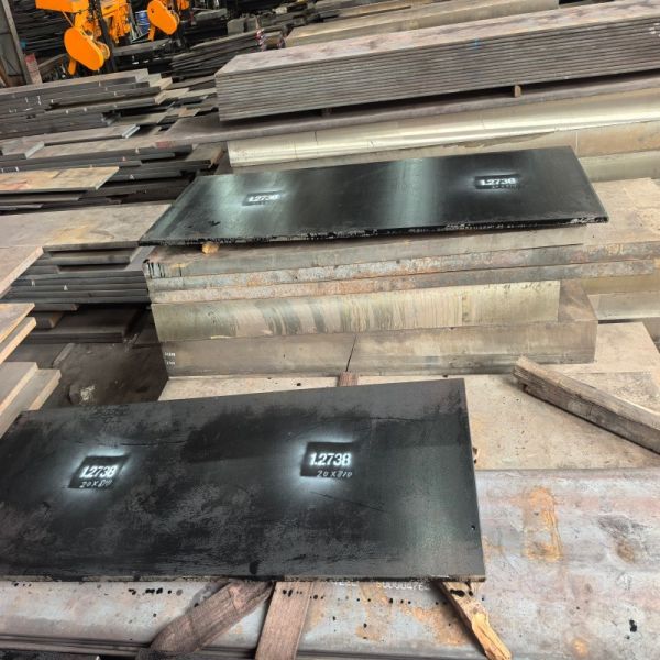 Cold Work Tool Steel Round Bar with R Dia 8-800, 3000-6000mm Length and 7.85 g/cm3 Density