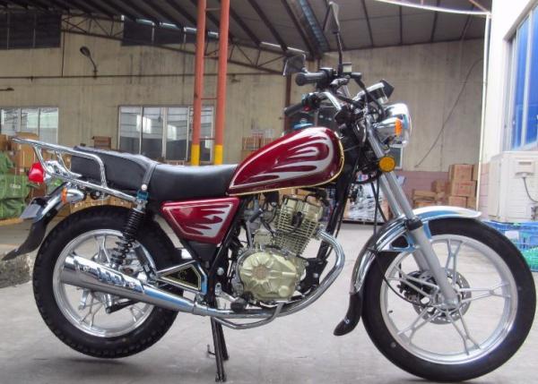120km/h Speed GN Chopper Motorcycle 4 Stroke Air Cooling Engine Red Color