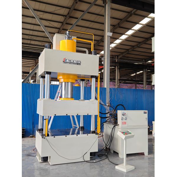 3150KN Four Column Industrial Hydraulic Press Machine Three Beam High Pressure