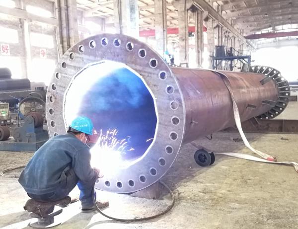 28m Q345 Material Customized carolina High Mast Light Pole With Lifting Systems