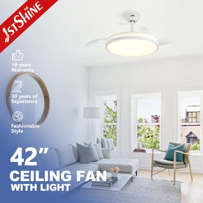 As lâminas retráteis e a luz 42 polegadas branca LED Fan de teto de luxo Metal material acrílico 2-