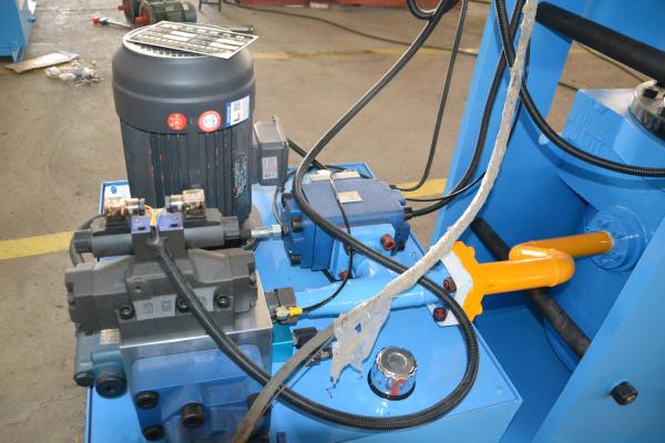 CE Certified SFC Industrial Platen Vulcanizing Press PLC-Based Automatic Precision Control For Large Rubber Products