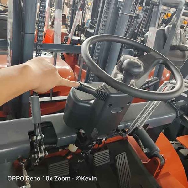 3000kg FD30 3 Ton Diesel Forklift Cummins EPA Forklift Truck Counterbalance