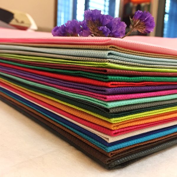 Resistencia caliente multicolora reciclable de la tela no tejida de Spunbond del ANIMAL DOMÉSTICO