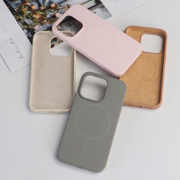 Coque de téléphone magnétique antichoc en silicone liquide mince pour iPhone 16 Pro