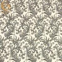La main pure a perlé le tissu nuptiale brodé de dentelle pour des robes de soirée de mode