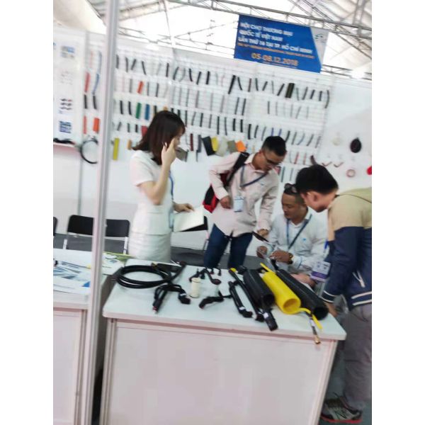 Защитные двери для ванной и душевых дверей