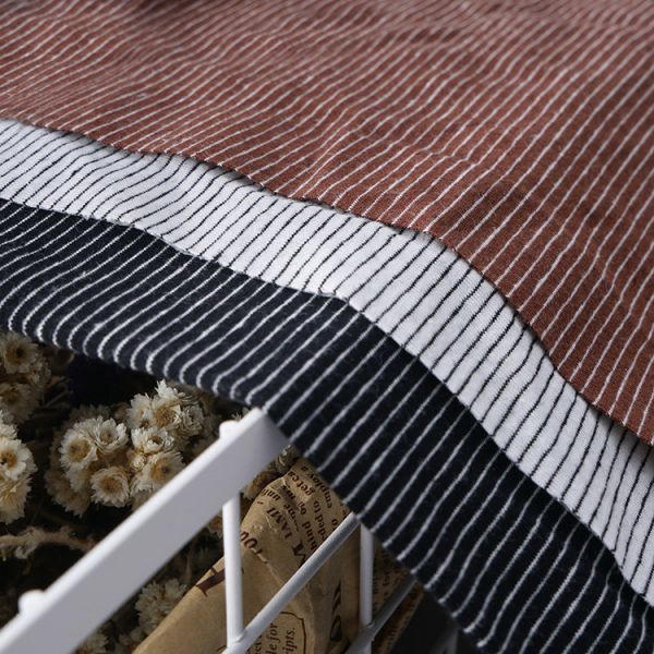 Модный и поглощающий пот, дышащий полосатый материал для футболки