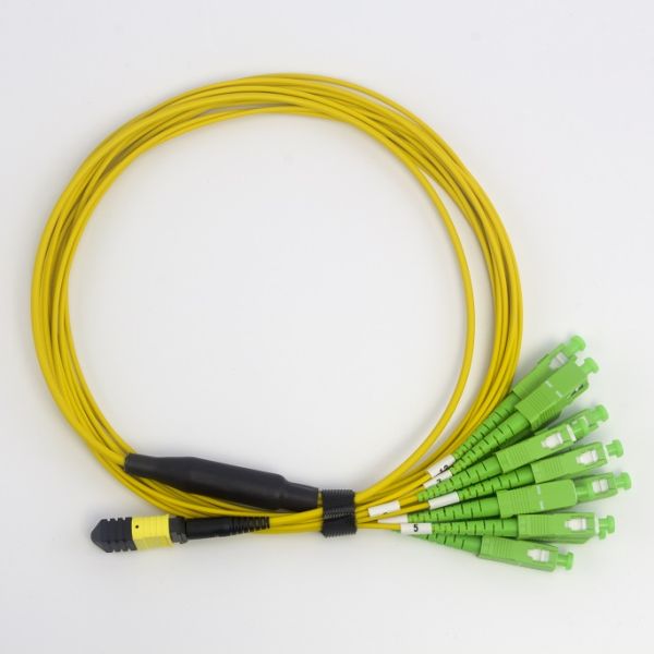 женщина ядров MPO MTP 3.0mm SM 9/125 G657A 12/24 к кабелю разветвителя оптического волокна SC