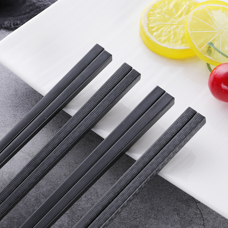 Slub Pattern Smooth Black Alloy Chopsticks Non Slip For Home Restaurant