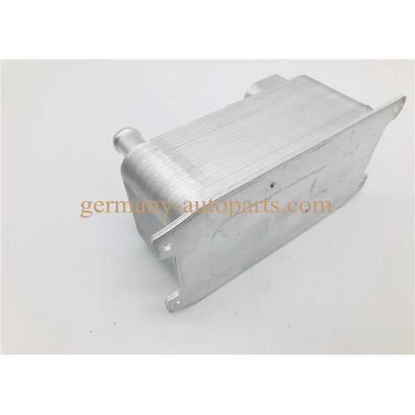 Magotan Phaeton 2.0 Diesel Engine Oil Cooler Audi A8 4.2 FSI 4E0 317 021 H