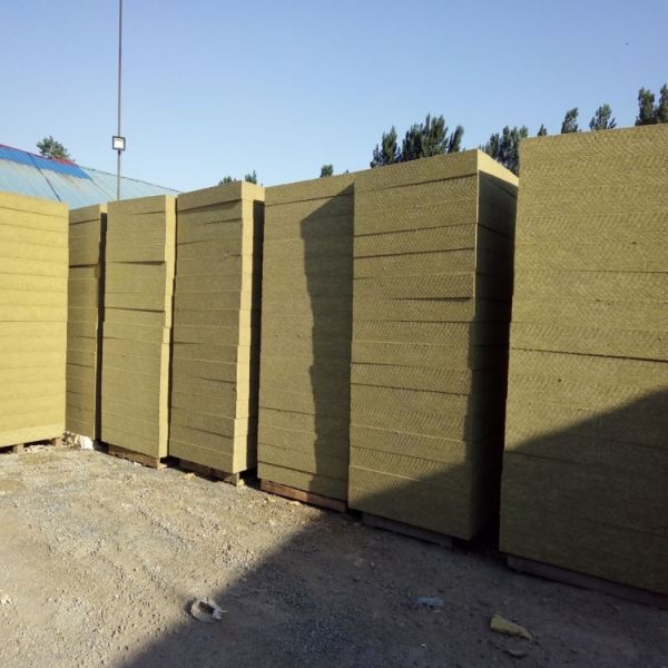 Non-combustible Stone Wool Insulation Board with Temperature Resistance -268°C to 700°C and Customizable Dimensions 600x1200mm