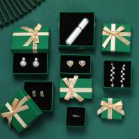Boîtes à bijoux en papier à imprimer à chaud Boîtes à collier couvercle et base Carton Boîtes cadeau