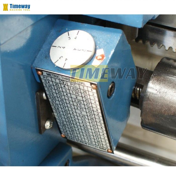 Metal Lathe Machine with Max. Swing over Bed 356mm and Max. Length of Workpiece 1000mm