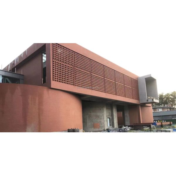 Terracotta Wall Breeze Blocks Heat Insulation 800 Centigrade Red Brick School Building Decoration Material