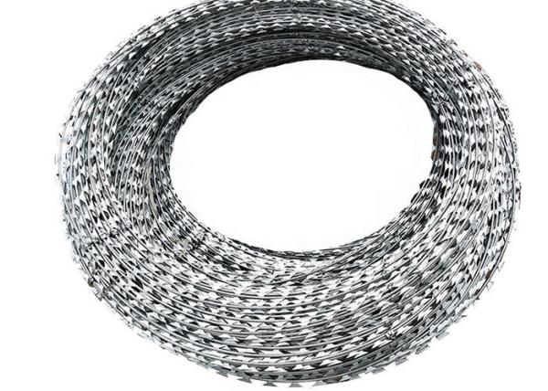 Hot Galvanized BTO-22 Razor Barbed Wire Roll  450mm Circle Diameter