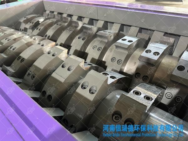 Glass Plate Crusher Waste Glass Shredder Waste Shredder Machine Solid Waste Shredder Industrial Waste Shredder Solid Waste Dispose Plant