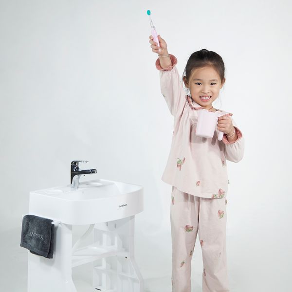 White Plastic Children'S Wash Basin Stand With Acceptable OEM ODM