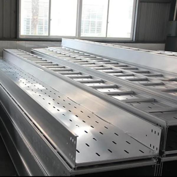 Heavy Load Cable Tray 10 Gauge 1000 Lbs/Ft Capacity Earthquake Proof  Lightweight
