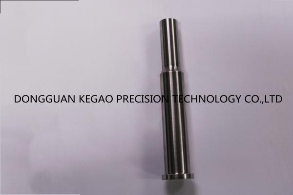 O núcleo de lustro do molde fixa ângulos material da luva SKD11 0,02 EDM do ejetor